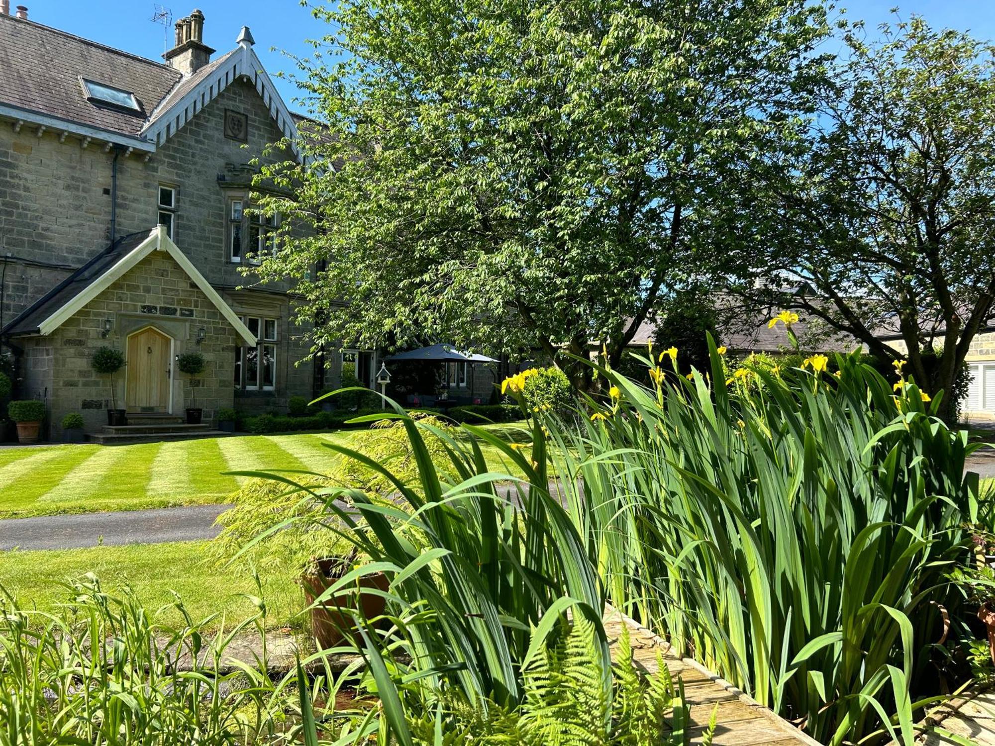 Hazel Manor Hostal Harrogate Exterior foto